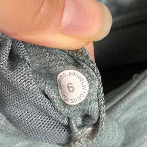 Women's Lululemon Tidewater Teal Green Align Workout/Gym/Pilates Tank Top - 6 - Picture 5 of 5